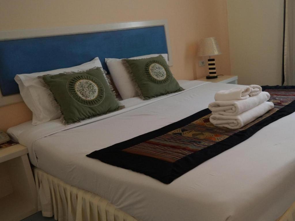 Seng Aroun Hotel Pakse Exterior foto